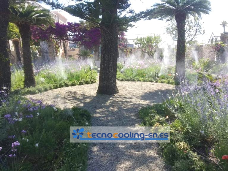 Sistema de nebulización para jardín doméstico